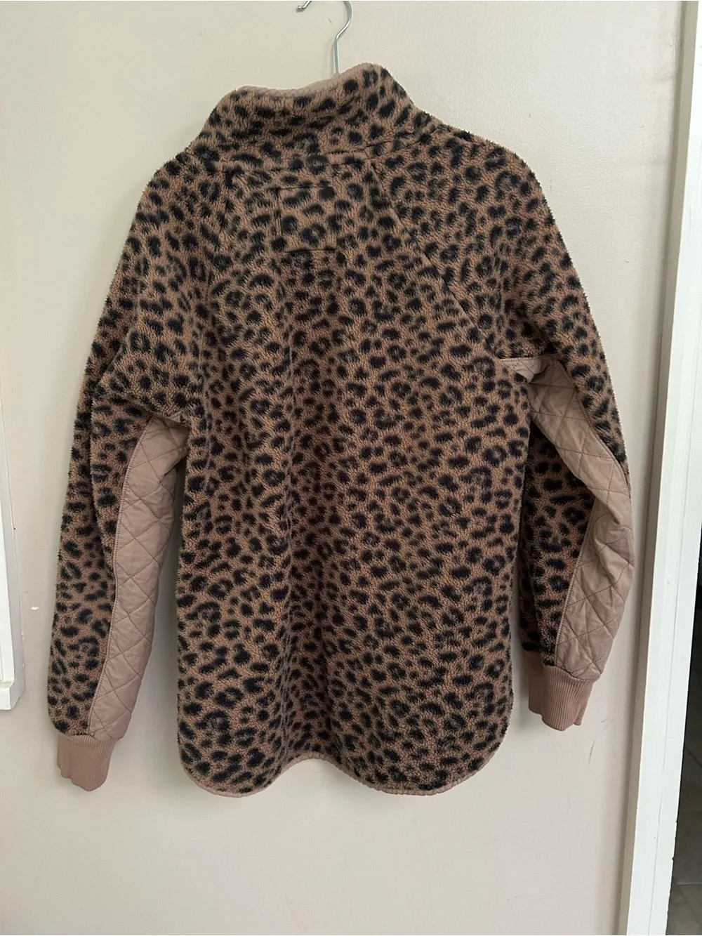 Abercrombie and fitch Leopard pullover jacket